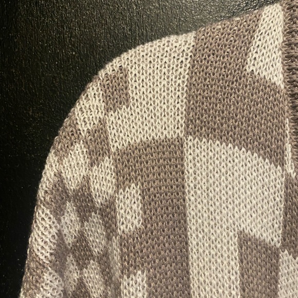 Checkered sweater - Picture 5 of 5